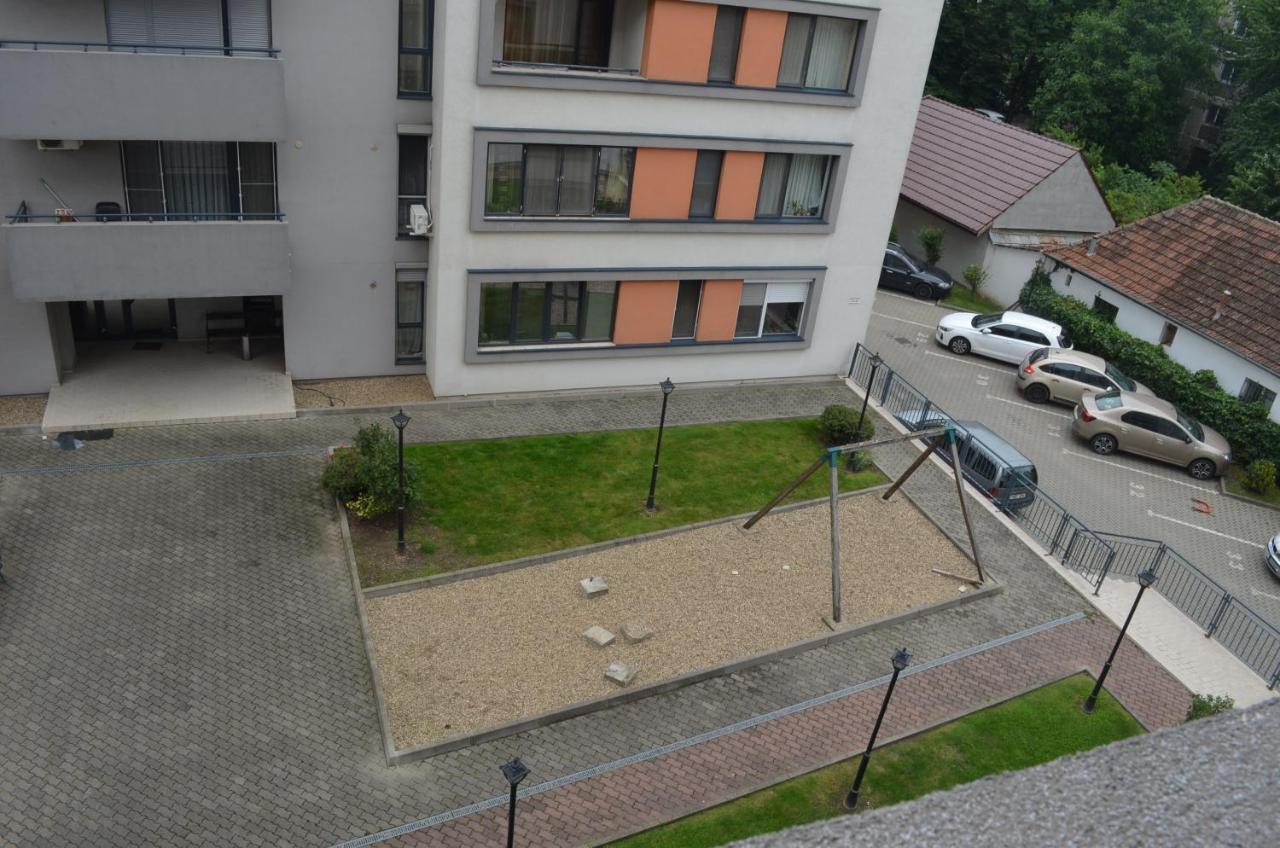 Evening Star Apartment Тимишоара Экстерьер фото