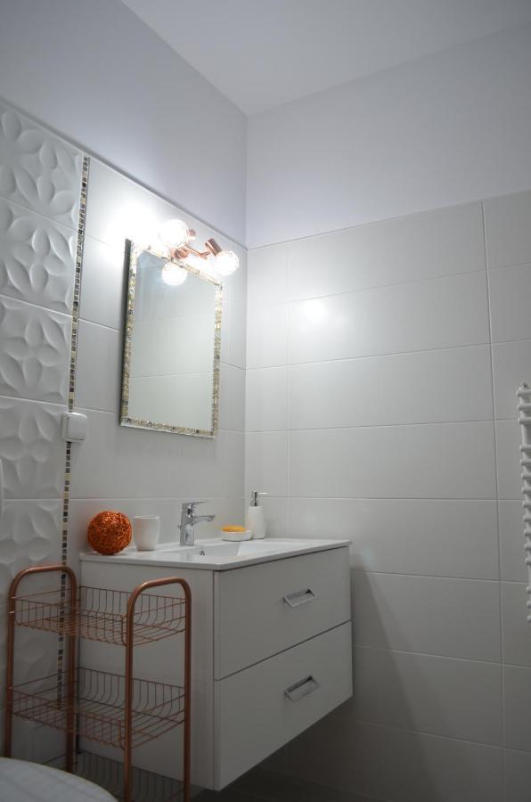 Evening Star Apartment Тимишоара Экстерьер фото